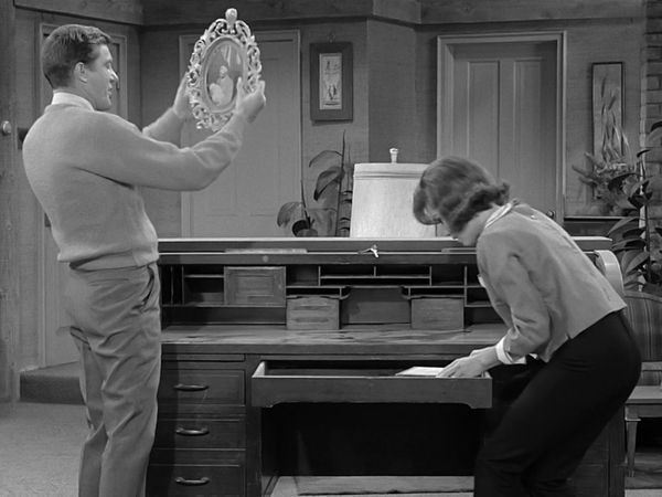 The Dick Van Dyke Show - The Great Petrie Fortune