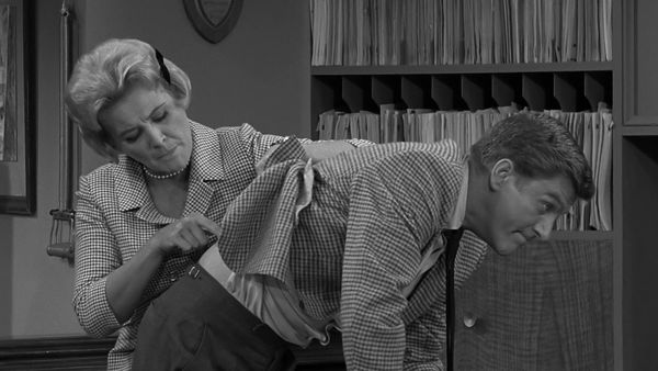 The Dick Van Dyke Show - Odd But True