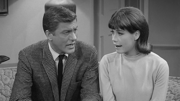 The Dick Van Dyke Show - A Day in the Life of Alan Brady