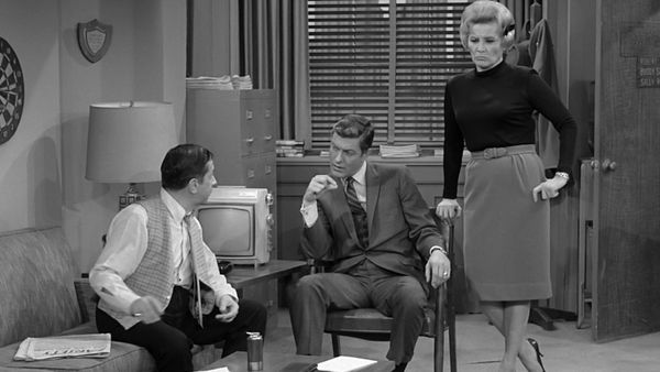 The Dick Van Dyke Show - Talk to the Snail