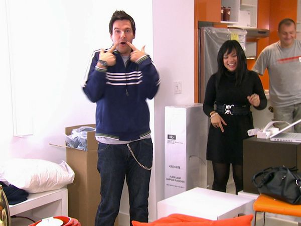 Colin & Justin's Home Heist - Little House on the Scary