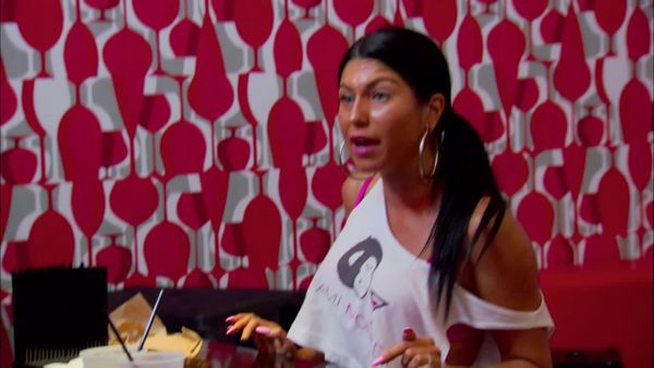 Miami Monkey - Drama and Drag