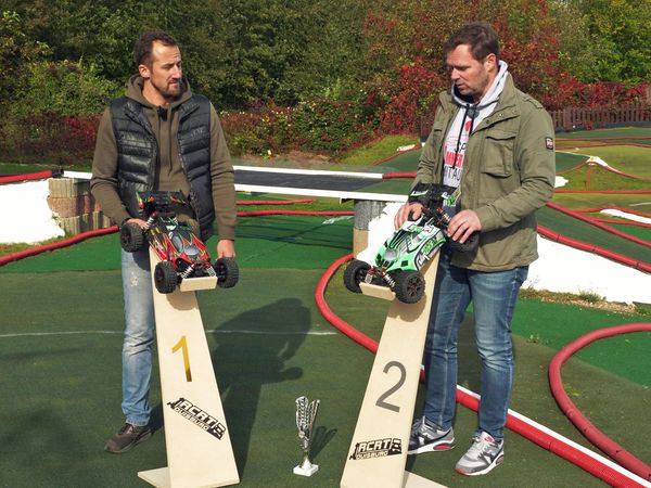 Bloch spielt - CarsonVirus im Duell