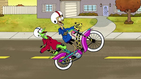 Sanjay and Craig LT - Una lunática de bicicleta / Los rodadores depeñascos