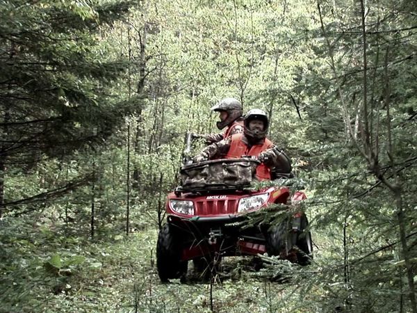 Survivorman - Hunting in Temagami