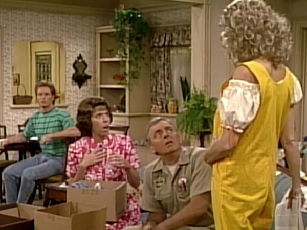 Mama's Family - Mama Takes Stock