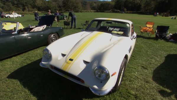Mi Coche Clasico - Invasión Britanica