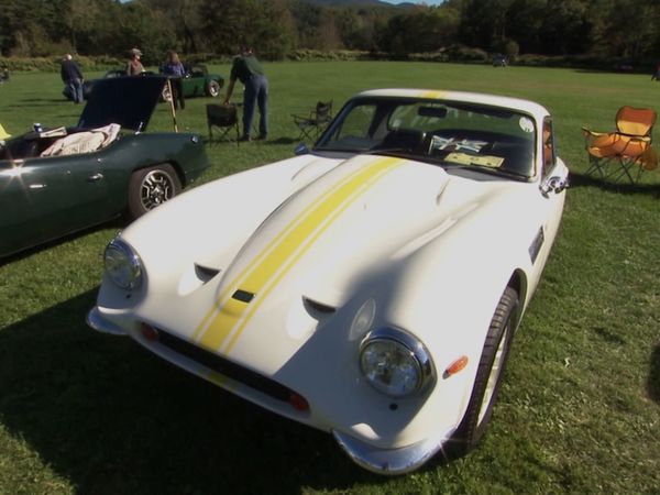 Mi Coche Clasico - Invasión Britanica