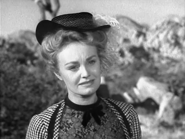 Annie Oakley - Annie and the Mystery Woman