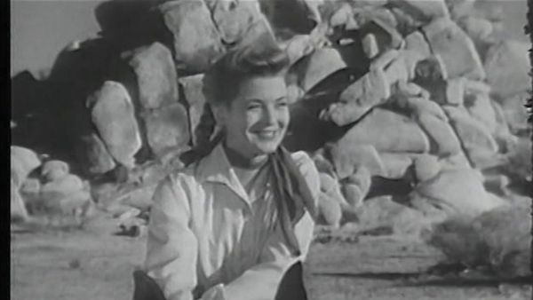 Annie Oakley - Valley of the Shadows