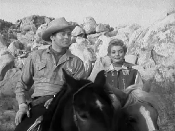 Annie Oakley - Annie and the Outlaw's Son