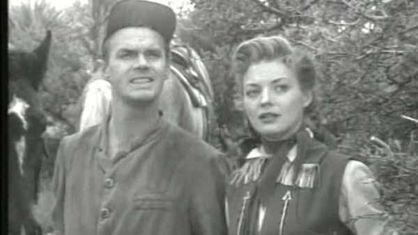 Annie Oakley - Annie Trusts a Convict