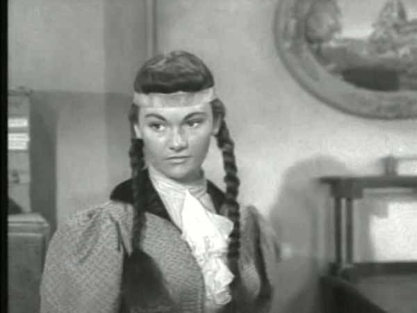Annie Oakley - Ambush Canyon