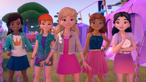 Friends: Girls on a Mission - Behind the Curtain