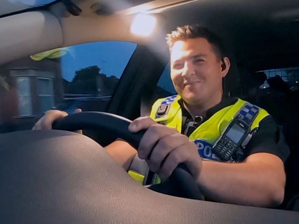 Police: Night Shift 999 - Episode 1