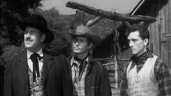 Annie Oakley - Dilemma at Diablo