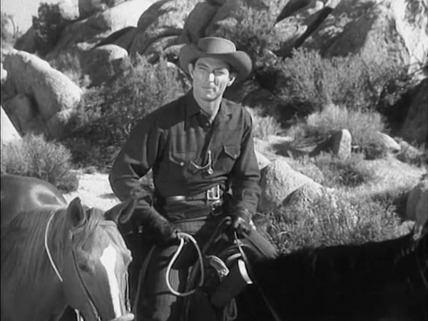 Annie Oakley - Annie Breaks an Alibi