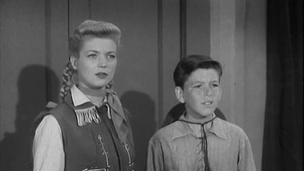 Annie Oakley - Trigger Twins