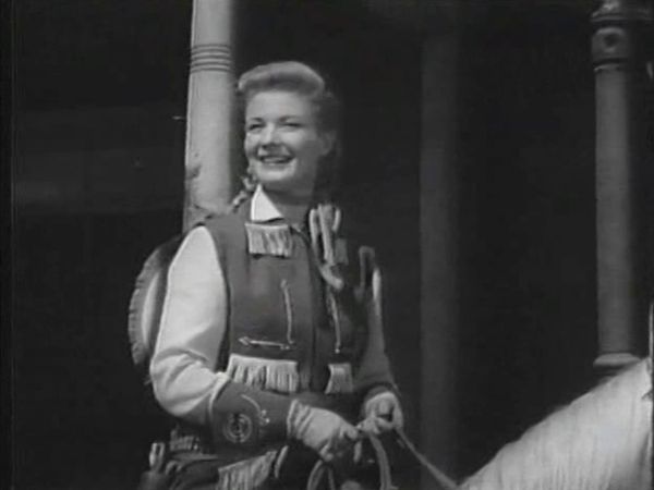 Annie Oakley - Dead Man’s Bluff