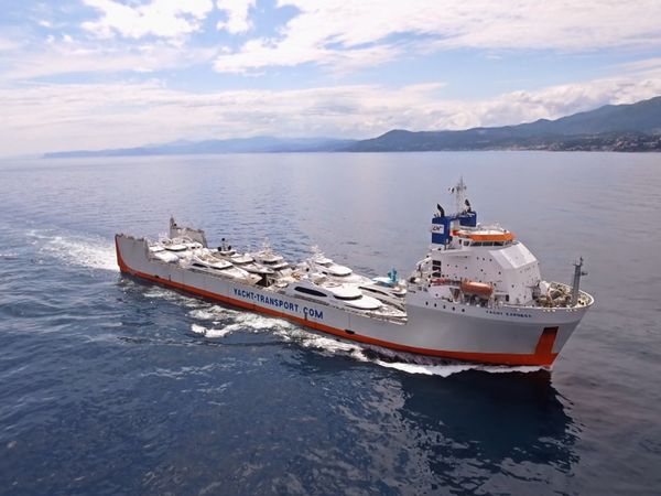 Mega Transports - Superyachts
