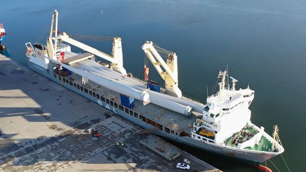 Mega Transports - Wind Park