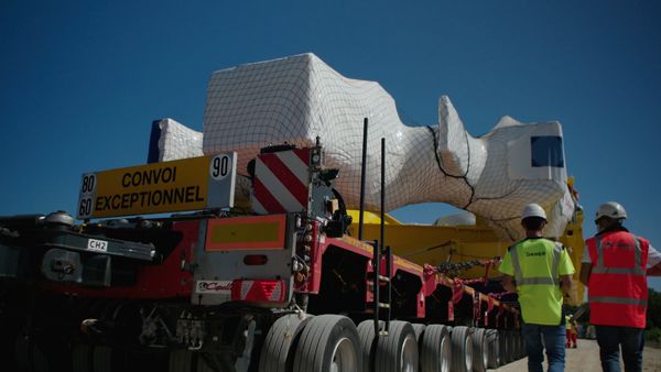 Mega Transports - ITER Magnet