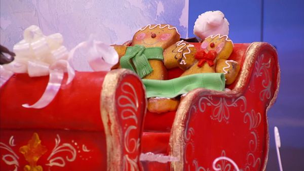 Cake Wars - Christmas: Ultimate Christmas Lights