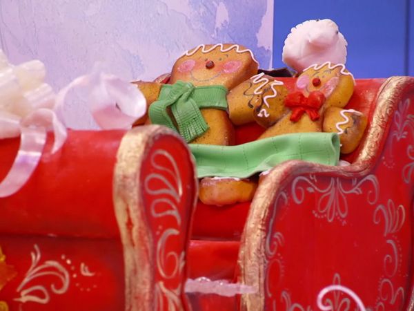 Cake Wars - Christmas: Ultimate Christmas Lights
