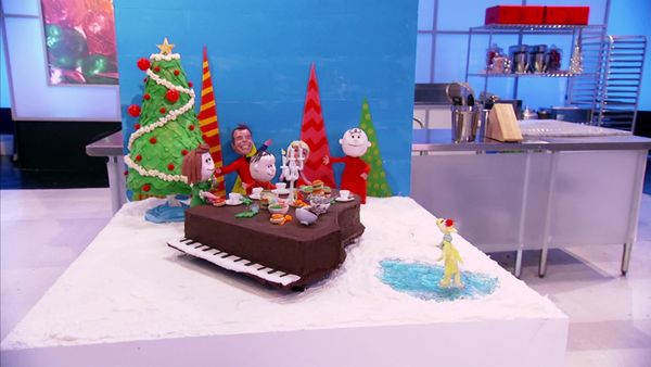 Cake Wars - Christmas: Charlie Brown Celebrates