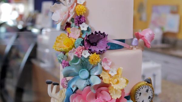 Cake Hunters - Geode Wedding Cake