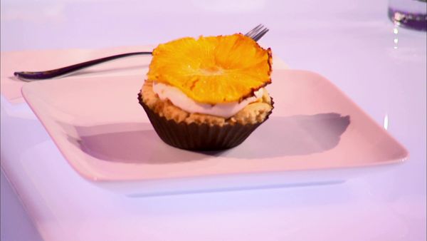 Cupcake Wars - Aloha Cupcakes