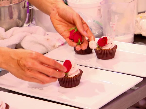 Cupcake Wars - The Young and The Restless