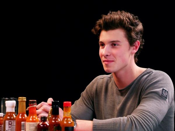 Hot Ones - Shawn Mendes Reveals a New Side of Himself While Eating Spicy Wings