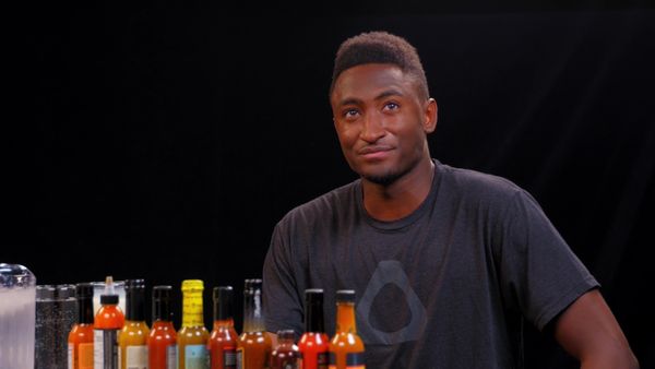 Hot Ones - Marques Brownlee Ranks Hot Sauce Labels While Eating Spicy Wings