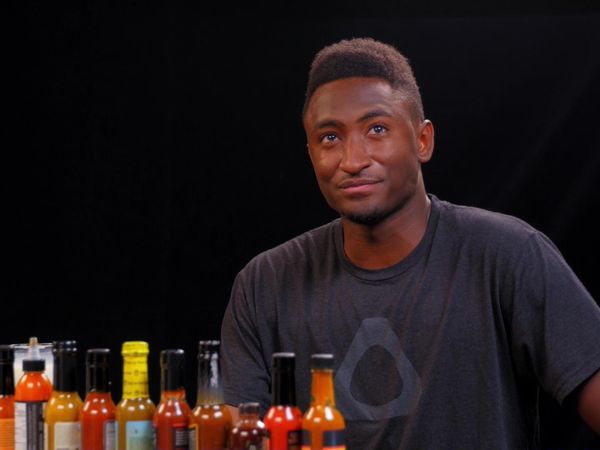 Hot Ones - Marques Brownlee Ranks Hot Sauce Labels While Eating Spicy Wings
