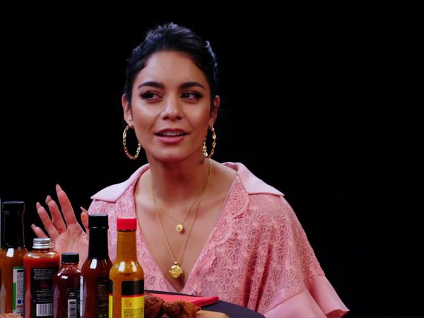 Hot Ones - Vanessa Hudgens Does Tongue Twisters While Eating Spicy Wings