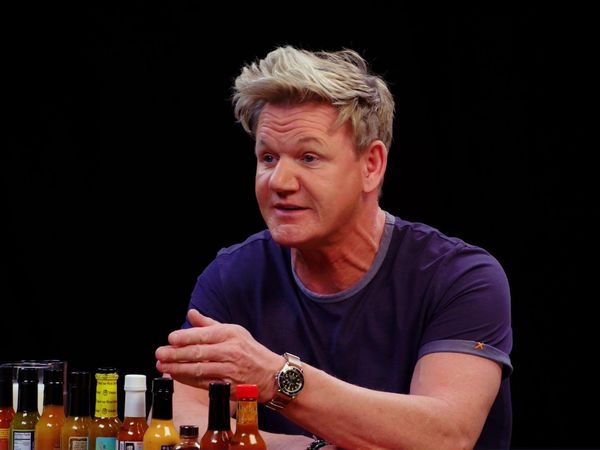 Hot Ones - Gordon Ramsay Savagely Critiques Spicy Wings
