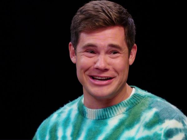 Hot Ones - Adam DeVine Gets Patriotic While Eating Spicy Wings