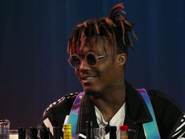 Hot Ones - Juice WRLD Eats Spicy Wings LIVE