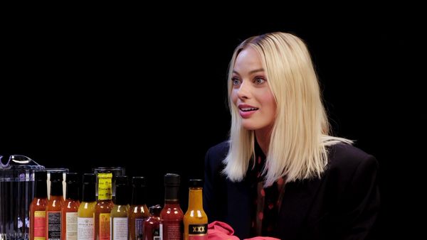 Hot Ones - Margot Robbie Pushes Her Limits While Eating Spicy Wings
