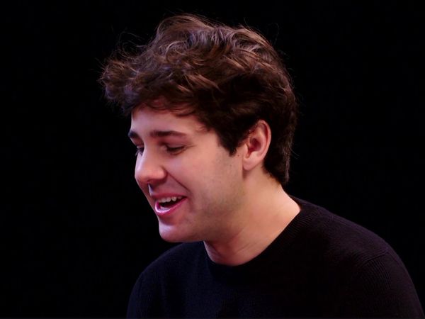 Hot Ones - David Dobrik Experiences Real Pain While Eating Spicy Wings