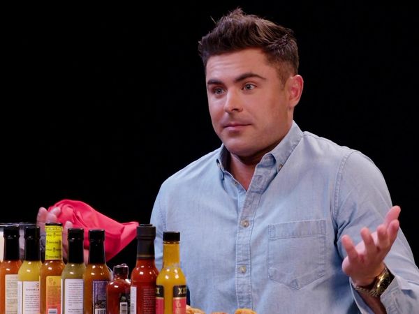 Hot Ones - Zac Efron Ups the Ante While Eating Spicy Wings
