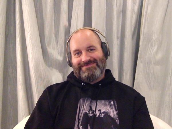 Hot Ones - Tom Segura Keeps It High and Tight While Eating Spicy Wings