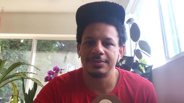 Hot Ones - Eric Andre Enters a Fugue State While Eating Spicy Wings