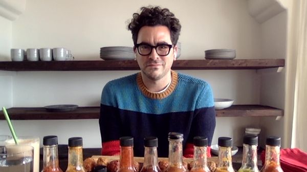 Hot Ones - Dan Levy Gets Panicky While Eating Spicy Wings