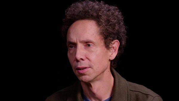 Hot Ones - Malcolm Gladwell Hits the Tipping Point While Eating Spicy Wings
