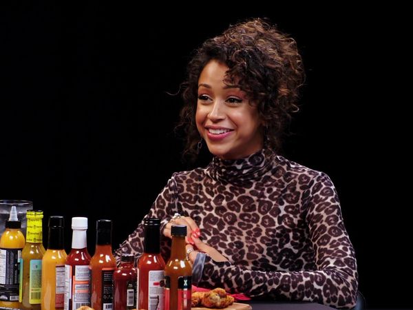 Hot Ones - Liza Koshy Meets Her Future Self While Eating Spicy Wings