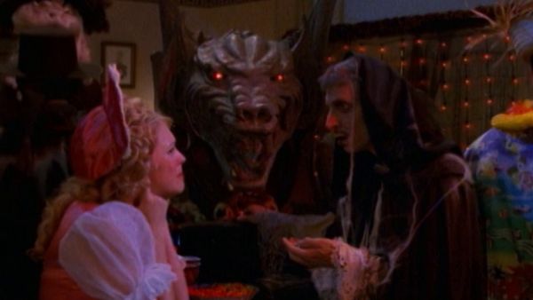 Sabrina the Teenage Witch - The Halloween Scene