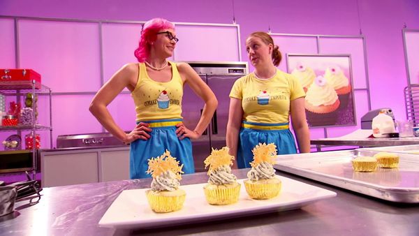 Cupcake Wars - Taylor Dayne's 80s Party