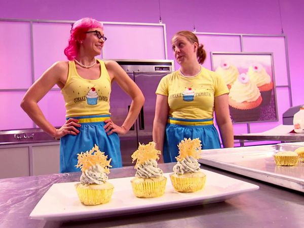 Cupcake Wars - Taylor Dayne's 80s Party